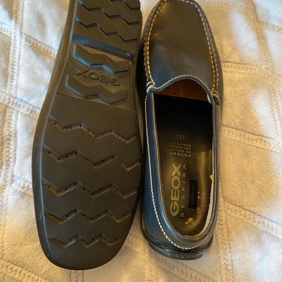 Geox Mens RESPIRA© leather loafers dress shoe size 9.5 excellent condition - Picture 6 of 6